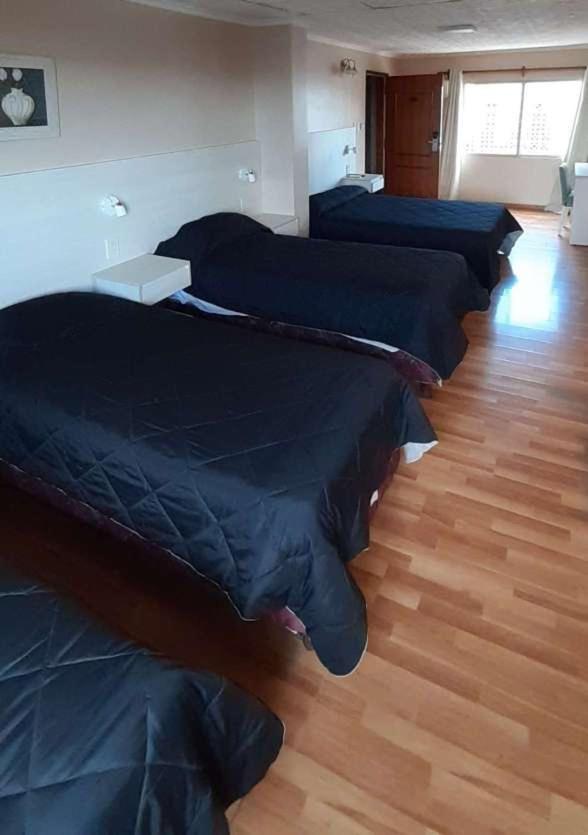 Hotel Посадас Екстериор снимка