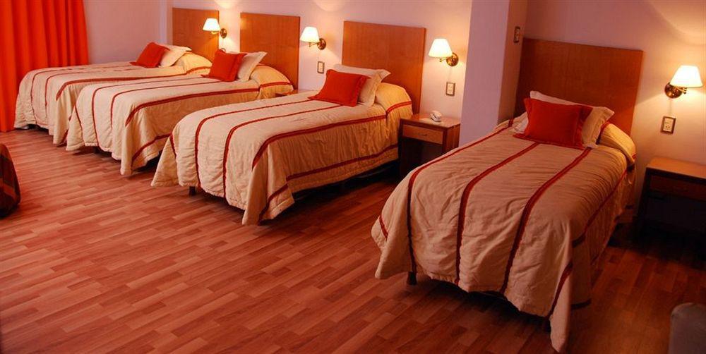 Hotel Посадас Екстериор снимка